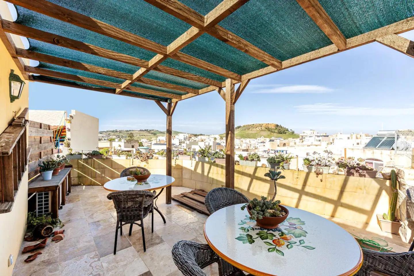 Historic Hideaways - 900 Year Old Converted Studios Victoria Bagian luar foto